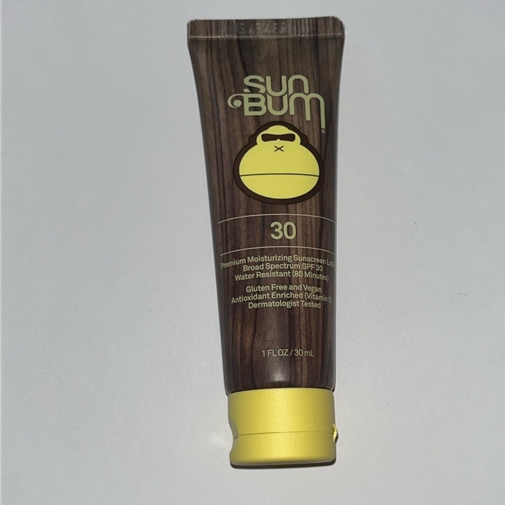 Sun Bum SPF 30 Sunscreen  lotion Water resistant 1 fl oz